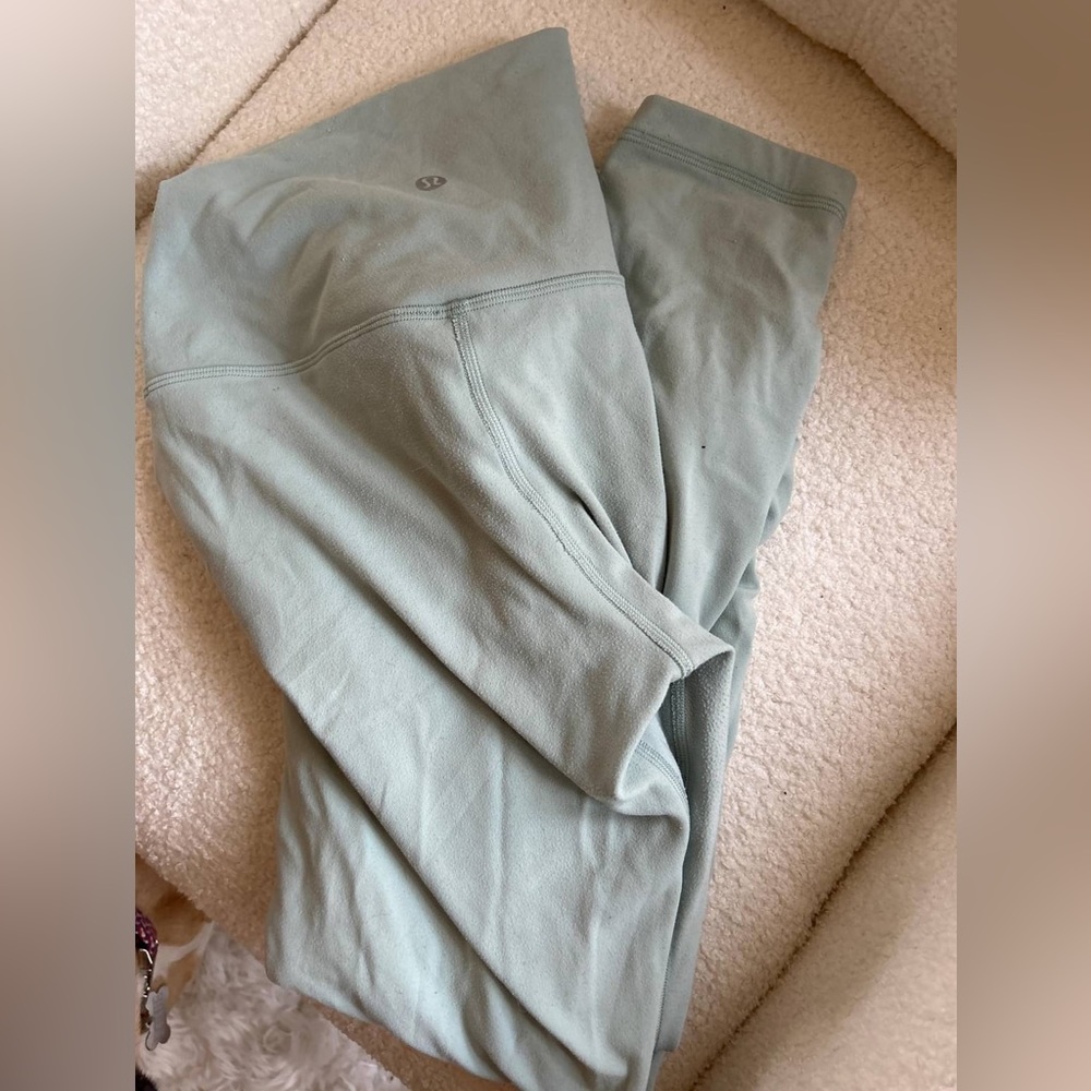 Light blue/green lulu leggings sz 8
